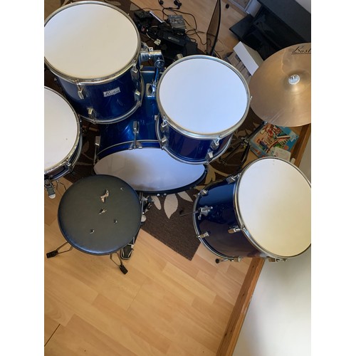 176 - Boston drum kit