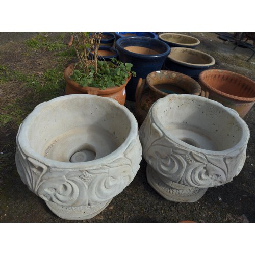 122 - 2 Dahlia Urns. Pair of large dahlia petal circular planters on hexagonal base. H37cm D38cm