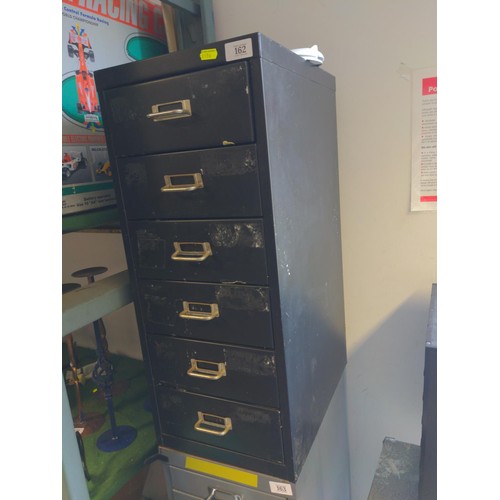 162 - 6 drawer filing cabinet H67 cm