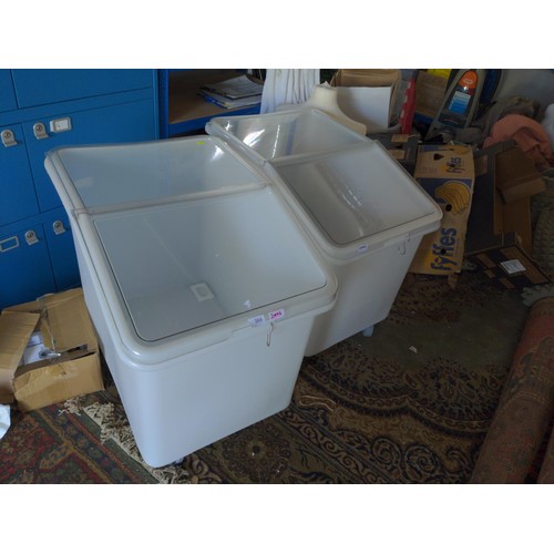 366 - 2x Cambro food bins with lids and on wheels. W54cm H70cm D75cm