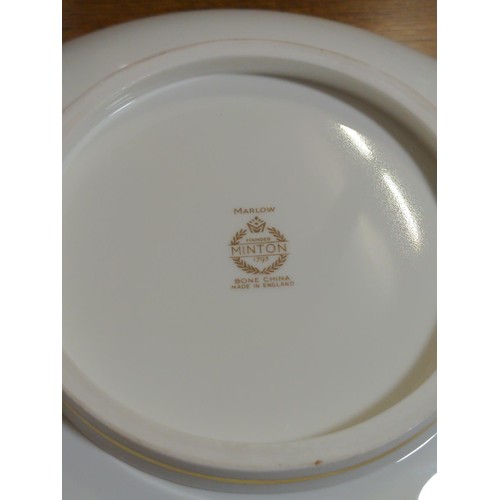 494 - Minton Marlow large fruit bowl dia. 29cm ht 7.5cm