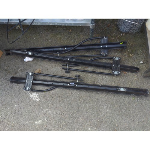 60 - 3 bike racks/cycle carriers for car roof bars