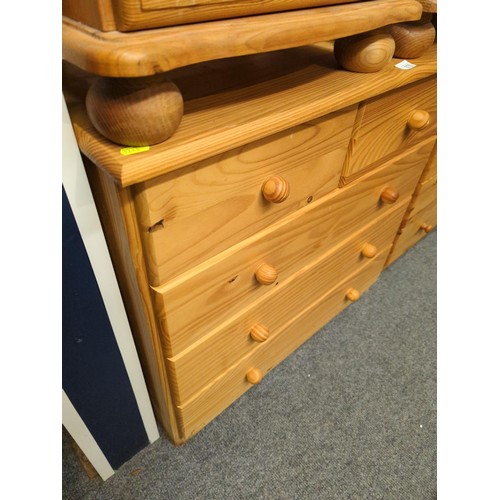 978 - Two over three drawer pine chest of drawers. W79cm H76cm