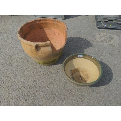 83 - Glazed pot & large terracotta pot with cutout side (H36cm)