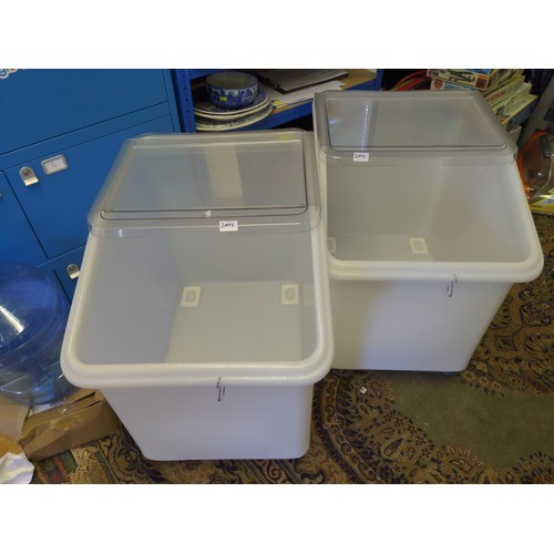 118 - 2x Cambro food bins with lids and on wheels. W54cm H70cm D75cm