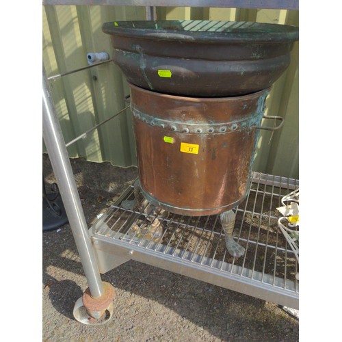 11 - Brass footed copper coal bucket, with liner, together with copper pan (D44cm)