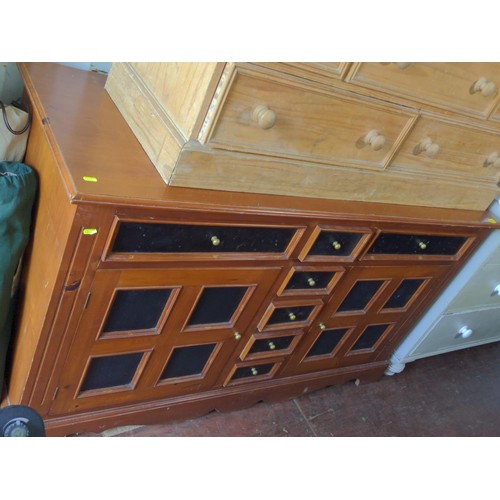 157 - 7 drawer 2 door sideboard. L155cm D60cm H90cm