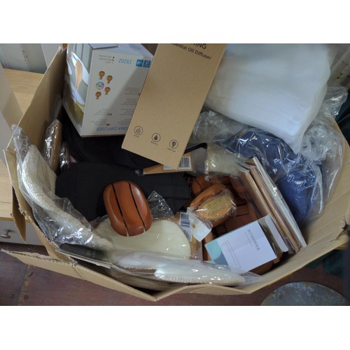 161 - Large box of beauty/soap retailer items inc. new wooden soap dishes, cotton flannels, wooden fa... 