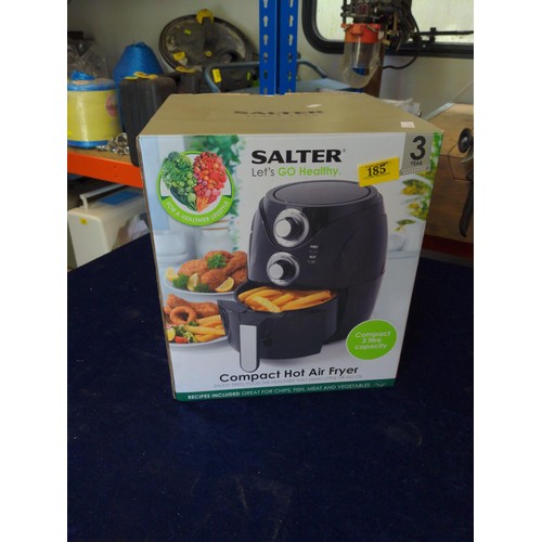 185 - Salter compact, hot air fryer.