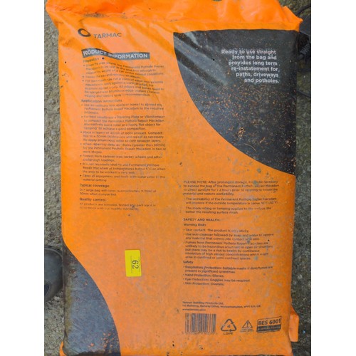 62 - 2 bags of Macadam, a tarmac tamp & tarmac jointing spray 