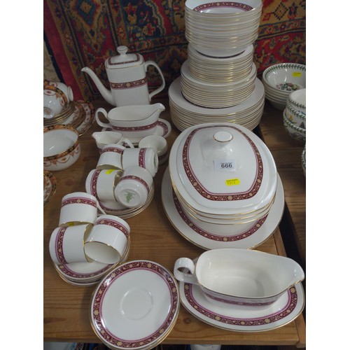 666 - Royal Doulton, Minuet H.5026 Dinner and tea/coffee ware with red and gilding banding design. Dinner ... 