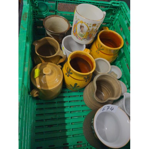 674 - Five pieces of studio pottery stoneware and other assorted ceramics plus another green crate of ston... 