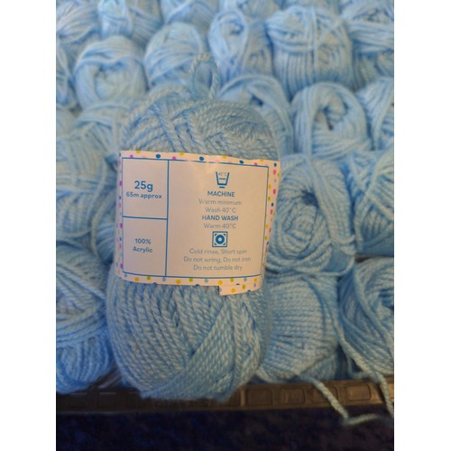 209 - 2 trays of blue yarn (25g balls) Approx. 100 balls