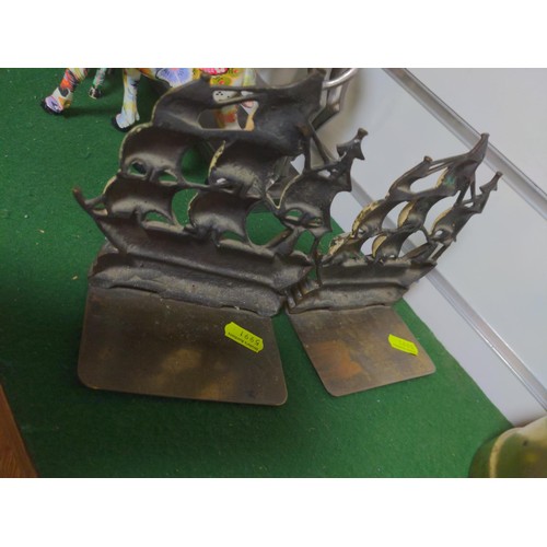 433 - Two metal book ends in the shape of HMS Victory of Trafalgar 