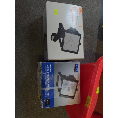 279 - 3 boxed security lights and an Aldi air chisel.