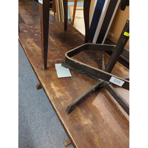 839 - Chunky elm refectory table W136 x D61 x H75.5