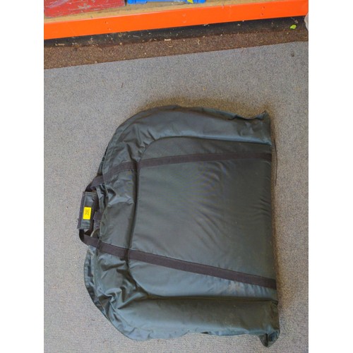 291 - Chub padding fishing mat & tarp