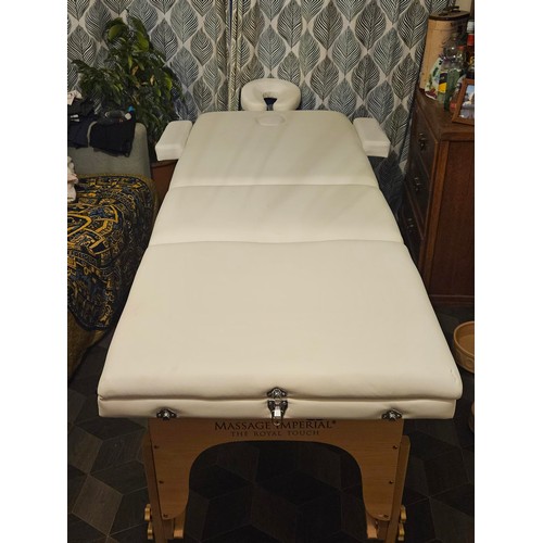 201 - Massage Imperial. Massage bed in cover (white)