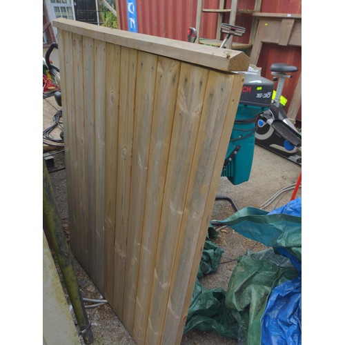 124 - Tongue & grooved tanalised garden gate / panel, W 90cm x height 124cm.