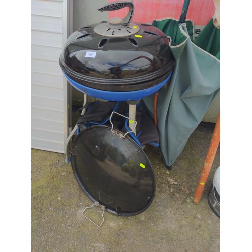 133 - Cadac, Carry Chef Scottel Braai gas BBQ combo. Sold in full working order. 