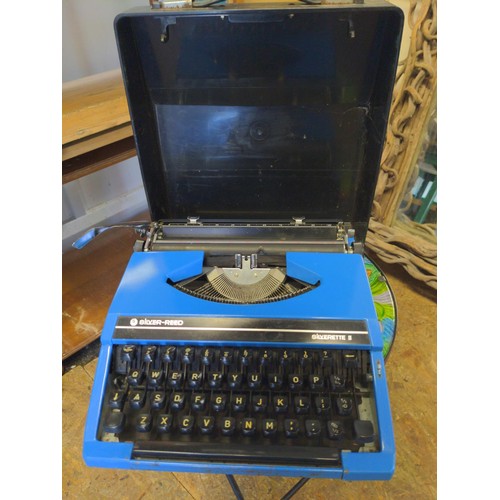 237 - Silver Reed Silverette II portable typewriter