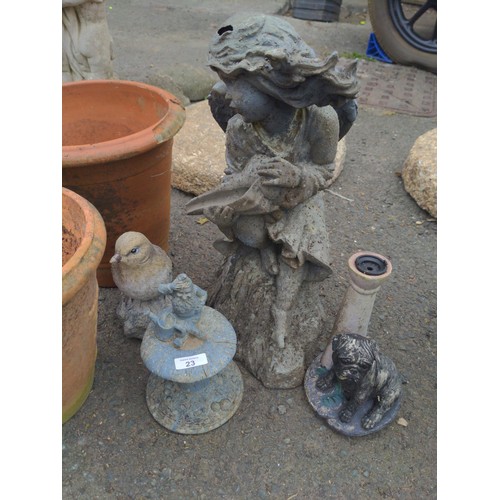 23 - 2 terracotta pots & various garden ornaments