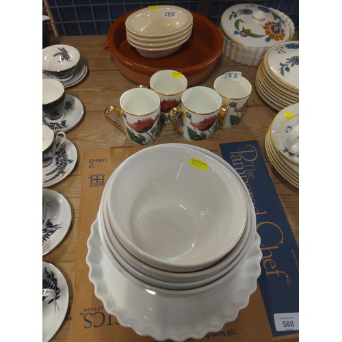 Sold at Auction: The Pampered Chef Stoneware Casserole Dishes