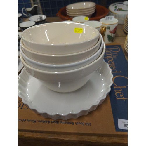 588 - TG Green oval pie dishesx 4 Villeroy and Boch mugs Pampered chef baking stone plus 4 suet dishes and... 