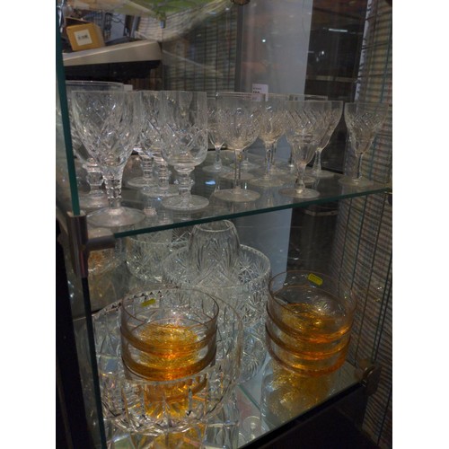 563 - 2 shelves of assorted cut and coloured glass