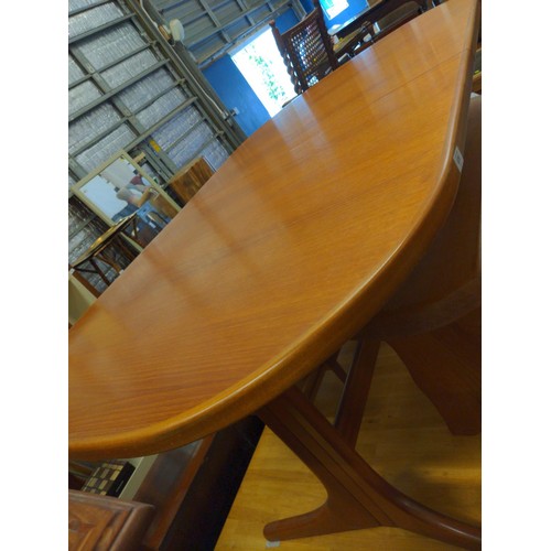 839 - Mackintosh extending teak dining table. 158cm x 92cm. Unextended.