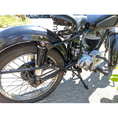 1C - 1952 Francis Barnett motorcycle. 198cc. Project bike. Viewing in person recommended