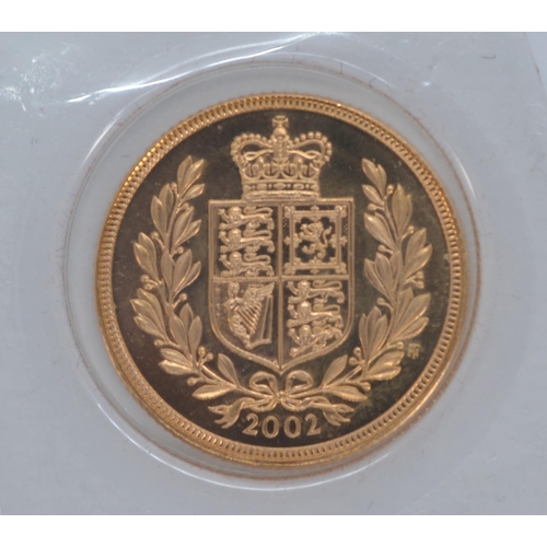 32 - 2002 Elizabeth II full sovereign, with box