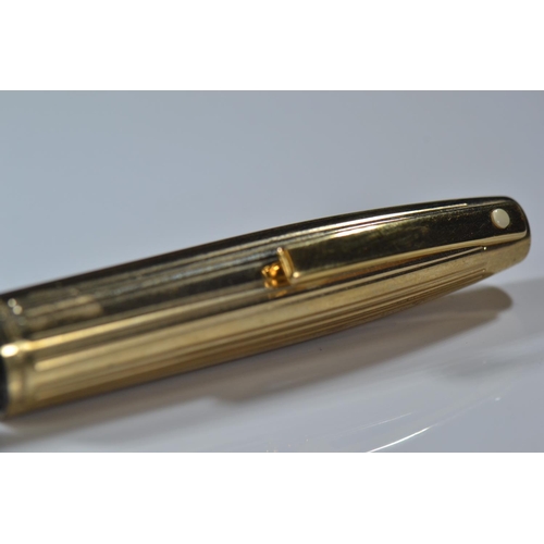 285 - Five 14k gold nibbed Sheaffer pens inc, one Australian and two with rolled gold case.