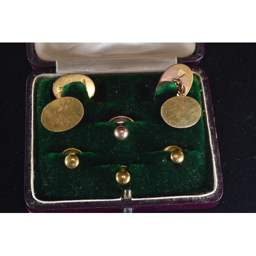 187 - Pair of 9ct gold cufflinks and three 9ct gold studs, gross weight 9.08 grams, together with a gold f... 