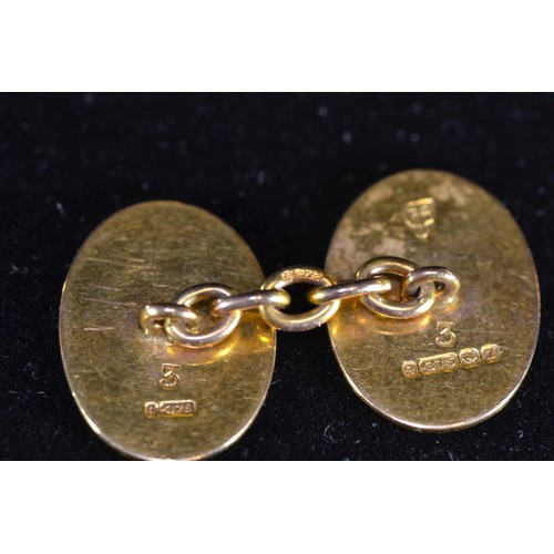 187 - Pair of 9ct gold cufflinks and three 9ct gold studs, gross weight 9.08 grams, together with a gold f... 