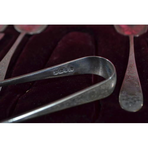 335 - Silver part set of teaspoons and sugar nips, Albert Henry Thompson, Sheffield 1898 and 1911, decorat... 