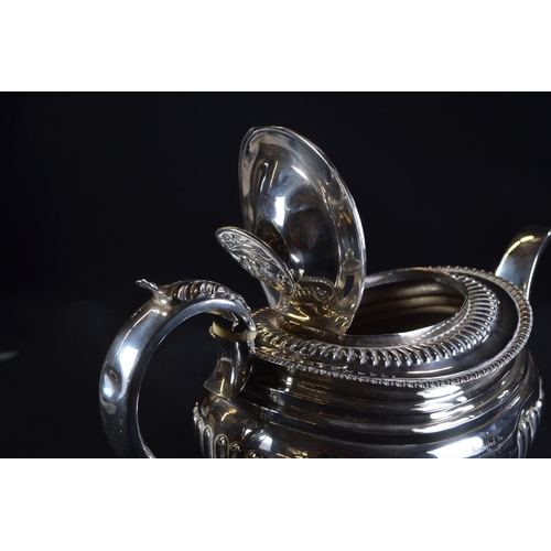 352 - George III silver teapot, maker's mark rubbed, London 1818, with a presentation inscription dated 18... 