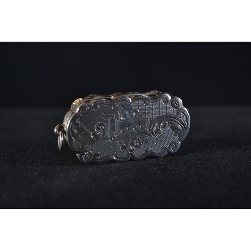 373 - Victorian silver vinaigrette, Frederick Marson, Birmingham (no date letter), the hinged lid ope... 