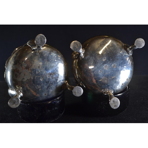 396 - Pair of early George III silver salts, D & R Hennell, London 1768, of circular form raised ... 