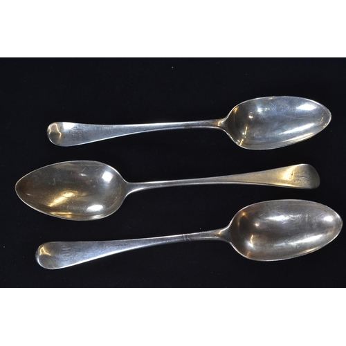 407 - Three George III silver serving spoons, including: a Hanoverian pattern pair, Thomas & William C... 