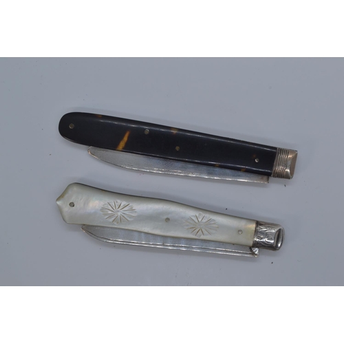 417 - Two silver fruit knives, comprising: one George IV tortoiseshell handled by James Collins, Birm... 