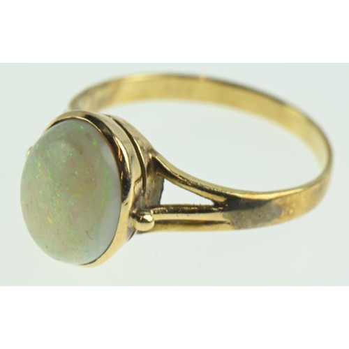 211 - Opal ring set in 9ct gold, size N, gross weight 2.36g.