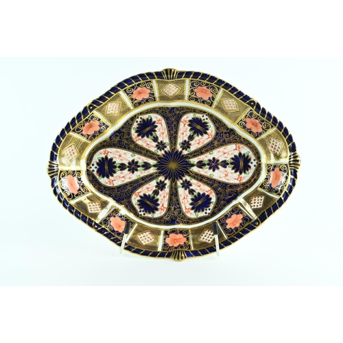 543 - Royal Crown Derby Imari oval dish, date mark 1928, pattern no.1126, W28.5 x D21.5 x H4cm