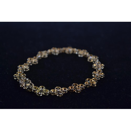 201 - 18ct gold and diamond bracelet, the diamonds together stated to weight 2.00 carats, gross weight 12.... 