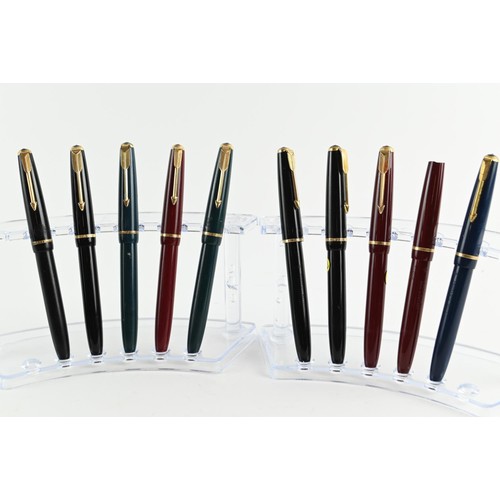 290 - Ten in total fountain pens. Parker fountain pens, Slimfold with 14k nib. One pen with lid as found.