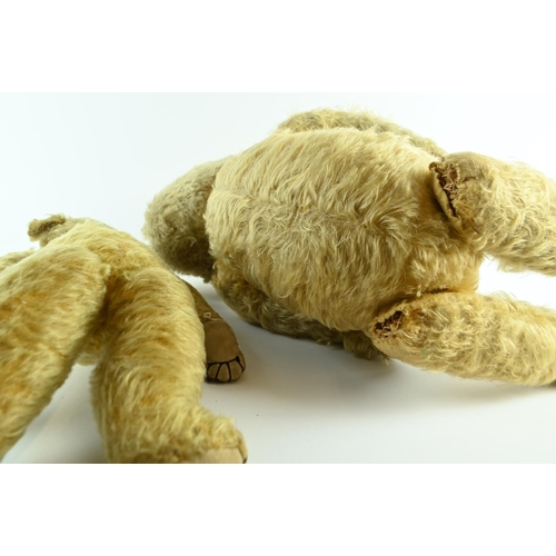 548 - Merrythought jointed teddy bear circa. 1930's with original tag to foot, golden mohair, glass eyes, ... 