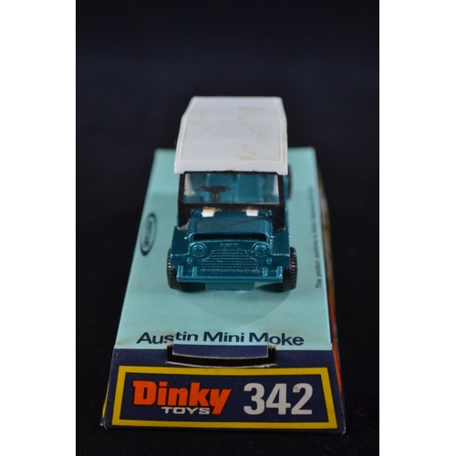 585 - Dinky Toys Austin Mini Moke 342 die cast metal.