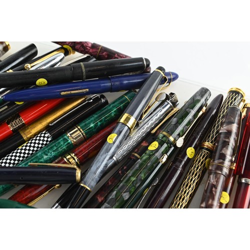 287 - A collection of 35 assorted pens, mostly fountain inc,boxed stratton and Artamis.