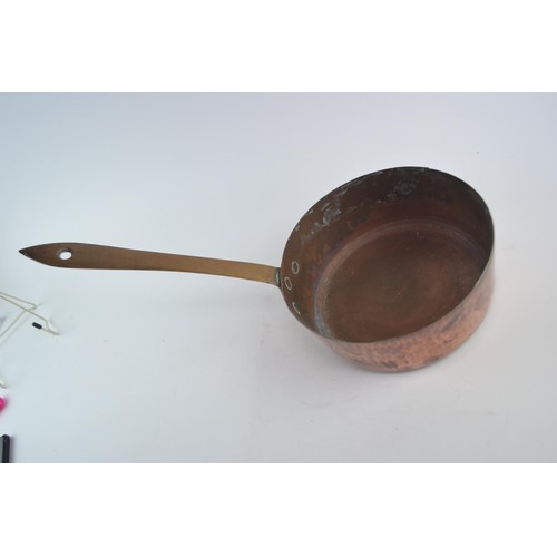 504 - Set of six copper saucepans, largest diameter of pan 23cm, smallest diameter of pan 18cm