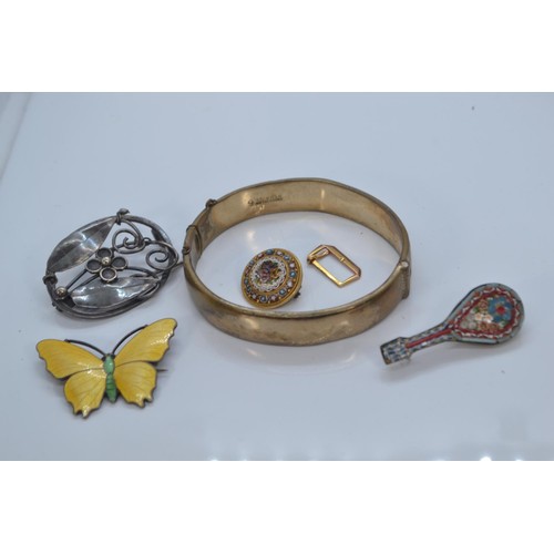 266A - 9ct rolled gold bracelet and four enamelled brooches, including a micro mosaic mandolin, yellow and ... 